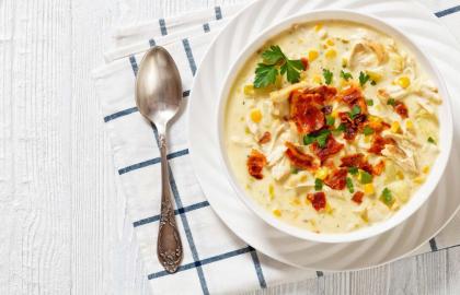 Trộn thịt xông khói vào súp kem và súp của bạn