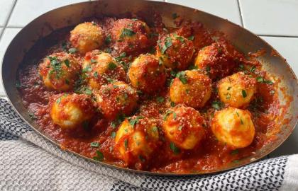 Bạn có thể làm Gnudi với Ricotta giá rẻ mua ở cửa hàng tạp hóa