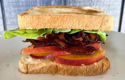 Tất cả các cách bạn có thể sử dụng đào như cà chua