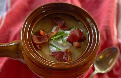 Bạn có thể biến một túi khoai tây chiên đông lạnh thành một nồi súp