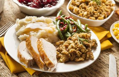 Cách thay thế các loại thảo mộc khô trong Lễ tạ ơn bằng các loại thảo mộc tươi