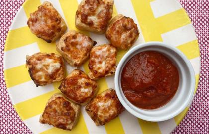 Tôi có thể giới thiệu những chiếc bánh pizza cuộn đậu hũ này không