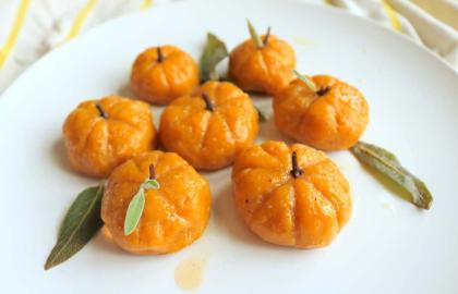 Tại sao không tạo hình Gnocchi của bạn thành những quả bí ngô nhỏ?