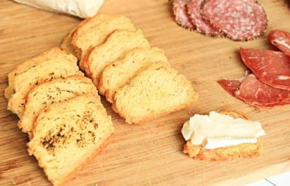 Biến những chiếc bánh quy còn sót lại thành những chiếc bánh quy giòn