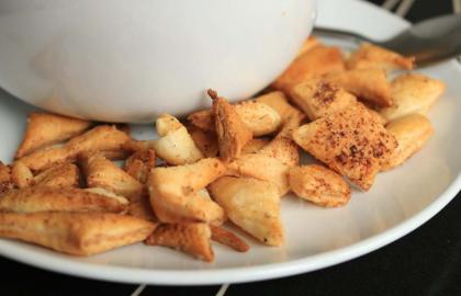 Ba cách để tận dụng phế liệu bánh phồng