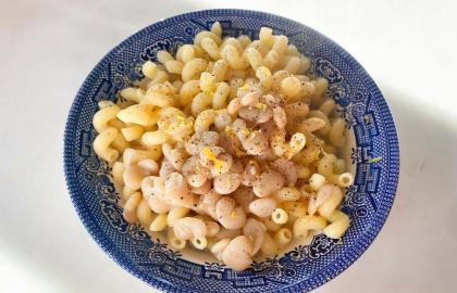 Bạn nên nấu mì ống trong nước dùng đậu còn thừa