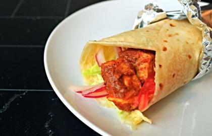 Làm món Frankie gà này với một thành phần đáng ngạc nhiên