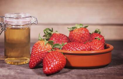 Hãy ngừng làm mứt dâu và thay vào đó làm giấm