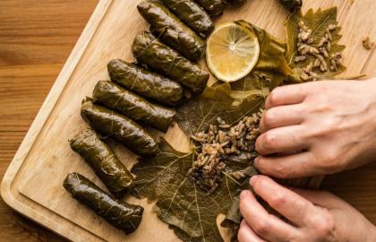 Cách nhận lá nho miễn phí (và cách làm gì với chúng)