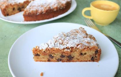 Làm một chiếc bánh vụn tuyệt vời với hỗn hợp bánh nướng xốp đóng hộp