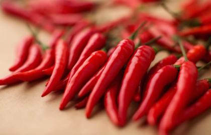 Tại sao bạn không bao giờ nên nấu ớt trong lò vi sóng