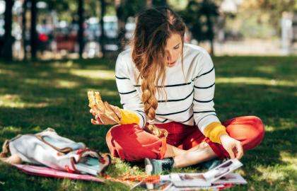 Những bữa ăn dễ dàng trong phòng ký túc xá mà bạn có thể nấu trong một căn bếp tồi tàn