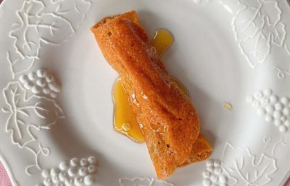 Nhét dưa chua vào chăn phô mai giòn