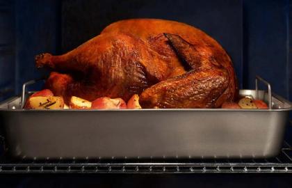 Đừng nấu gà tây của bạn bằng chảo rang