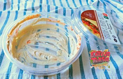 Sử dụng chút nước chấm cuối cùng đó để làm nước sốt salad