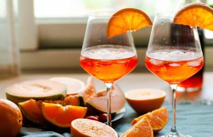 Tự làm món khai vị bằng cam và rượu cứt