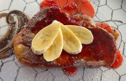 Bạn nên thêm một quả chuối vào bột bánh mì nướng kiểu Pháp