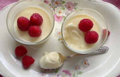 Làm món tráng miệng chanh bốn thành phần thơm ngon, dễ làm này