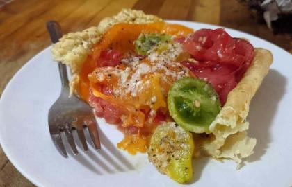 Món bánh tart cà chua này là món quà phù hợp cho mùa hè vừa qua của bạn Cà chua