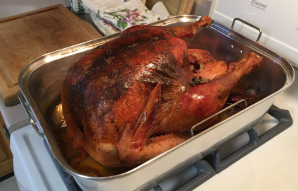 Bất cứ ai cũng có thể làm món gà tây nướng đơn giản này