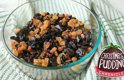 Biên niên sử bánh pudding Giáng sinh của Allie: Ngâm trái cây