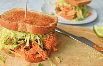 Nâng cấp bánh mì kẹp Thổ Nhĩ Kỳ còn sót lại của bạn với bột cà ri Thái