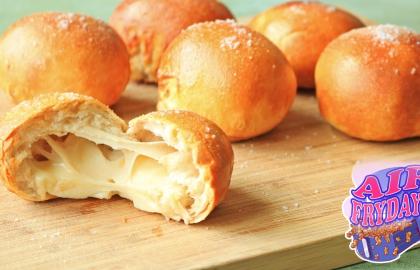 Bánh quy viên nhồi phô mai là món ăn thoải mái nhất