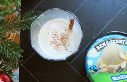 Làm món Eggnog nhanh chóng này với kem