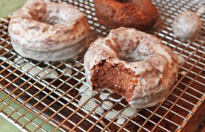 Vâng, Bạn Hoàn Toàn Có Thể Làm Bánh Rán Từ Bisquick