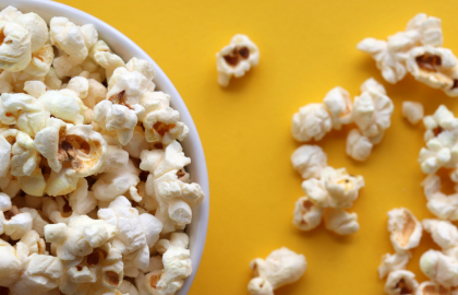 Bạn nên làm món bánh gạo Krispies nhưng với bắp rang