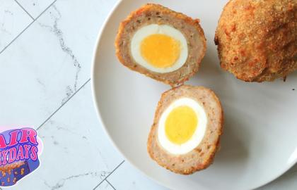 Tự thưởng cho mình món trứng Scotch Air Fryer trong Lễ Phục sinh này