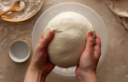 Sử dụng Máy hâm nóng cốc để giảm thời gian ủ bánh mì