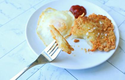 Đây là bí quyết để có món bánh khoai tây chiên giòn nhất