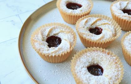 Hallongrottor là loại bánh quy mứt bơ mà bạn đã mong đợi