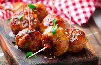 Năm cách để làm món thịt viên ngon hơn nữa