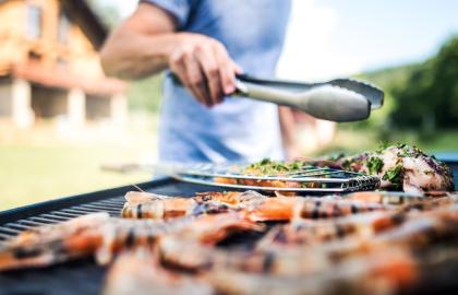 Tại sao bạn nên cân nhắc đến một chiếc lò nướng điện (và ba chiếc bạn nên xem xét)