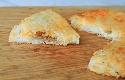 Tận dụng cơm thừa với món bánh gạo chiên giòn này